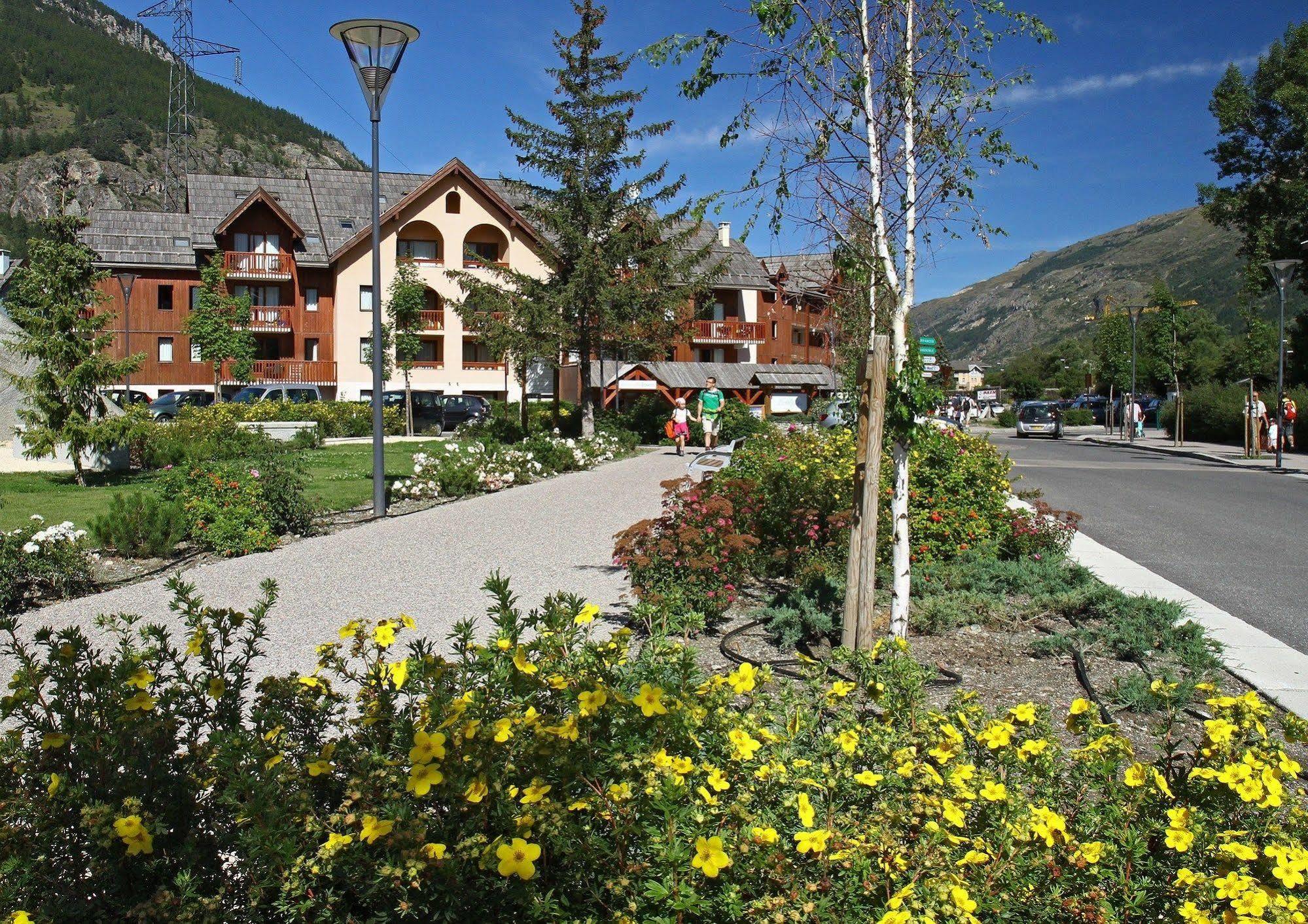 Residence Pierre & Vacances L'Alpaga La Salle-les-Alpes Exteriör bild